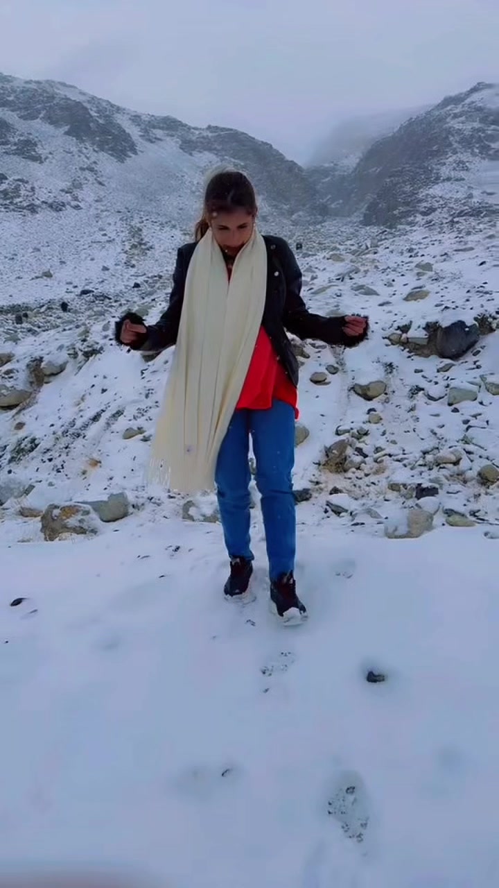 @kainat khan 20998