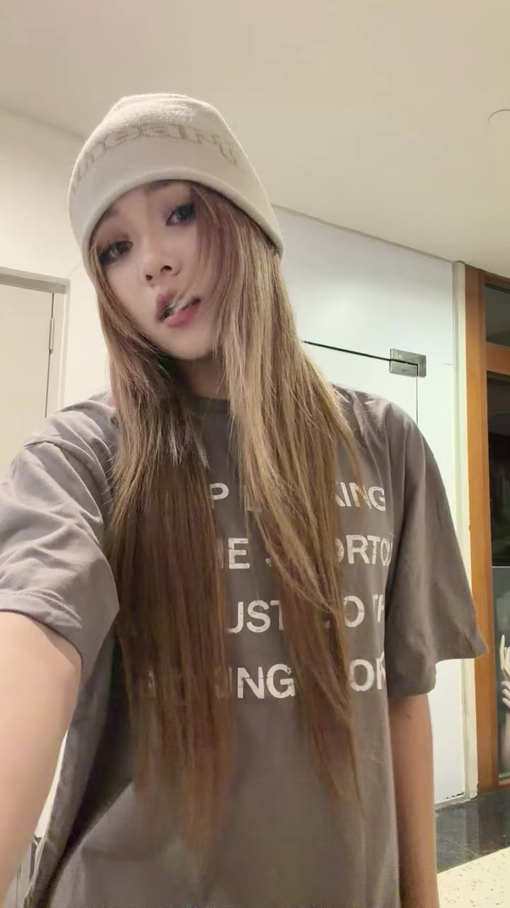 @Zanvis