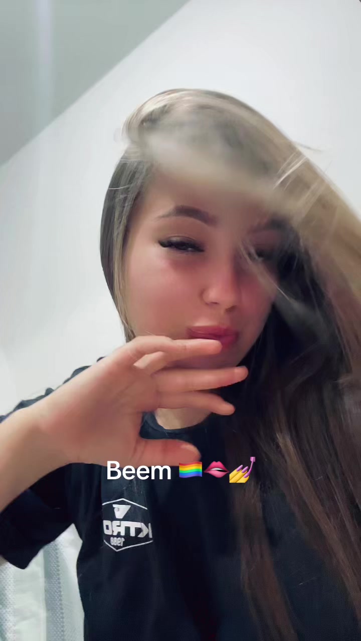 @Lavyniacorrea_