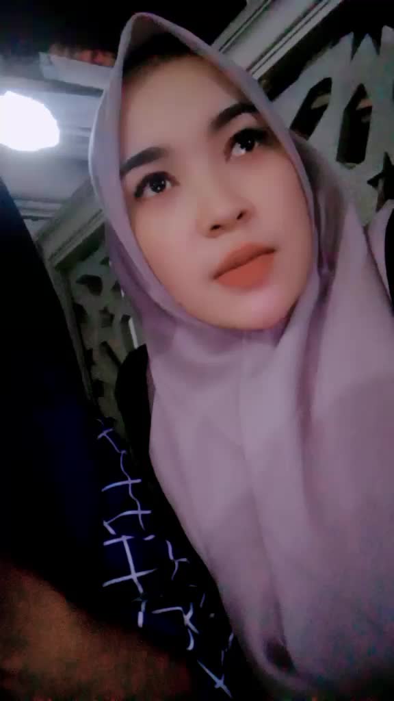 @💕💕Mbak Chomel💕💕