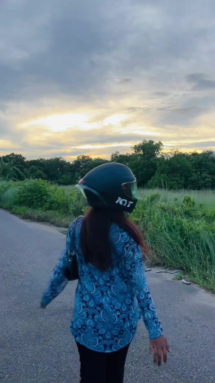 @আমীরা 🫦