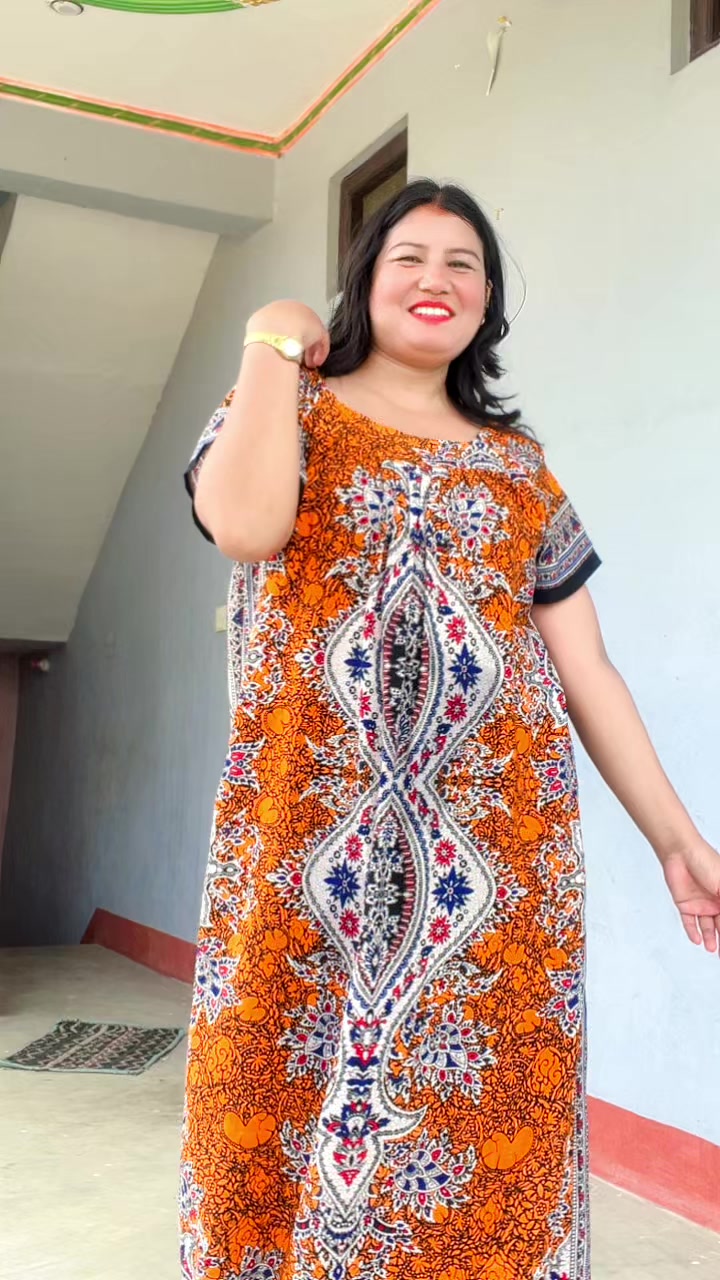 @घरकी एक्ली बुहारी लाहुरेनि👮