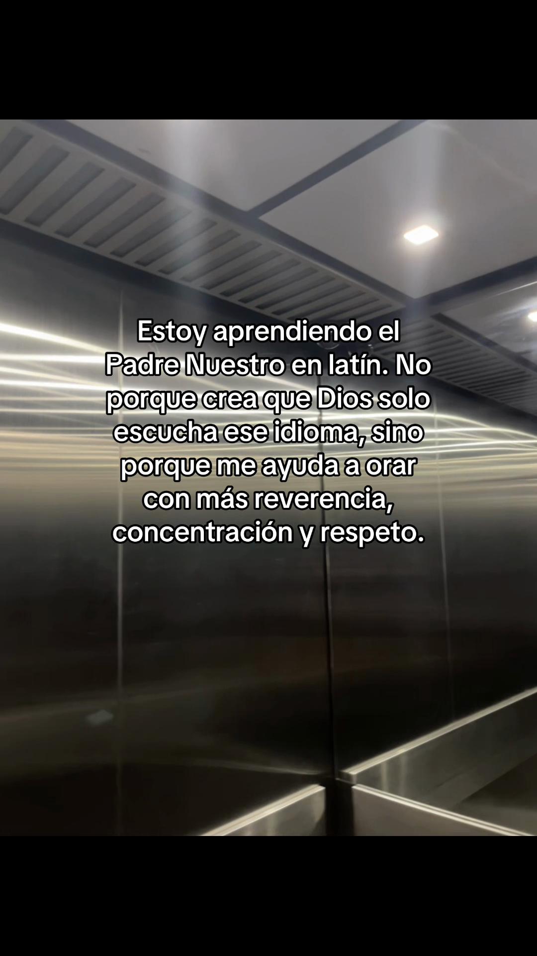 @_angiie_marin_