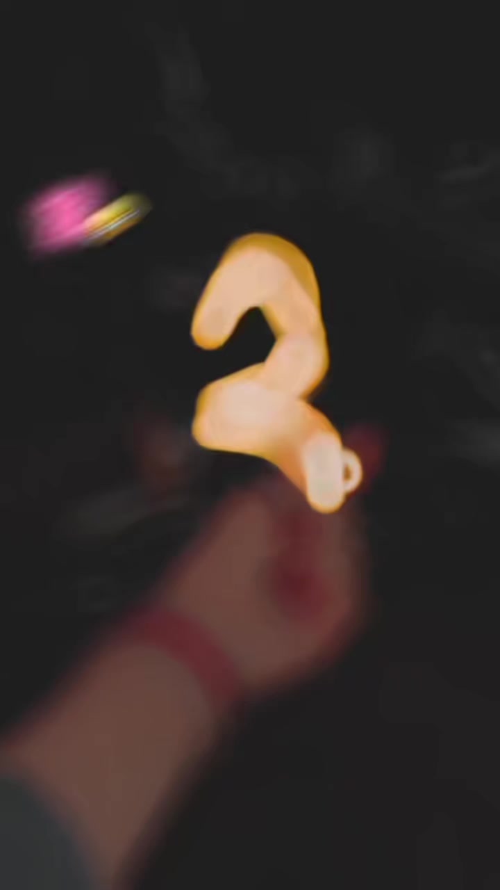 @hshz