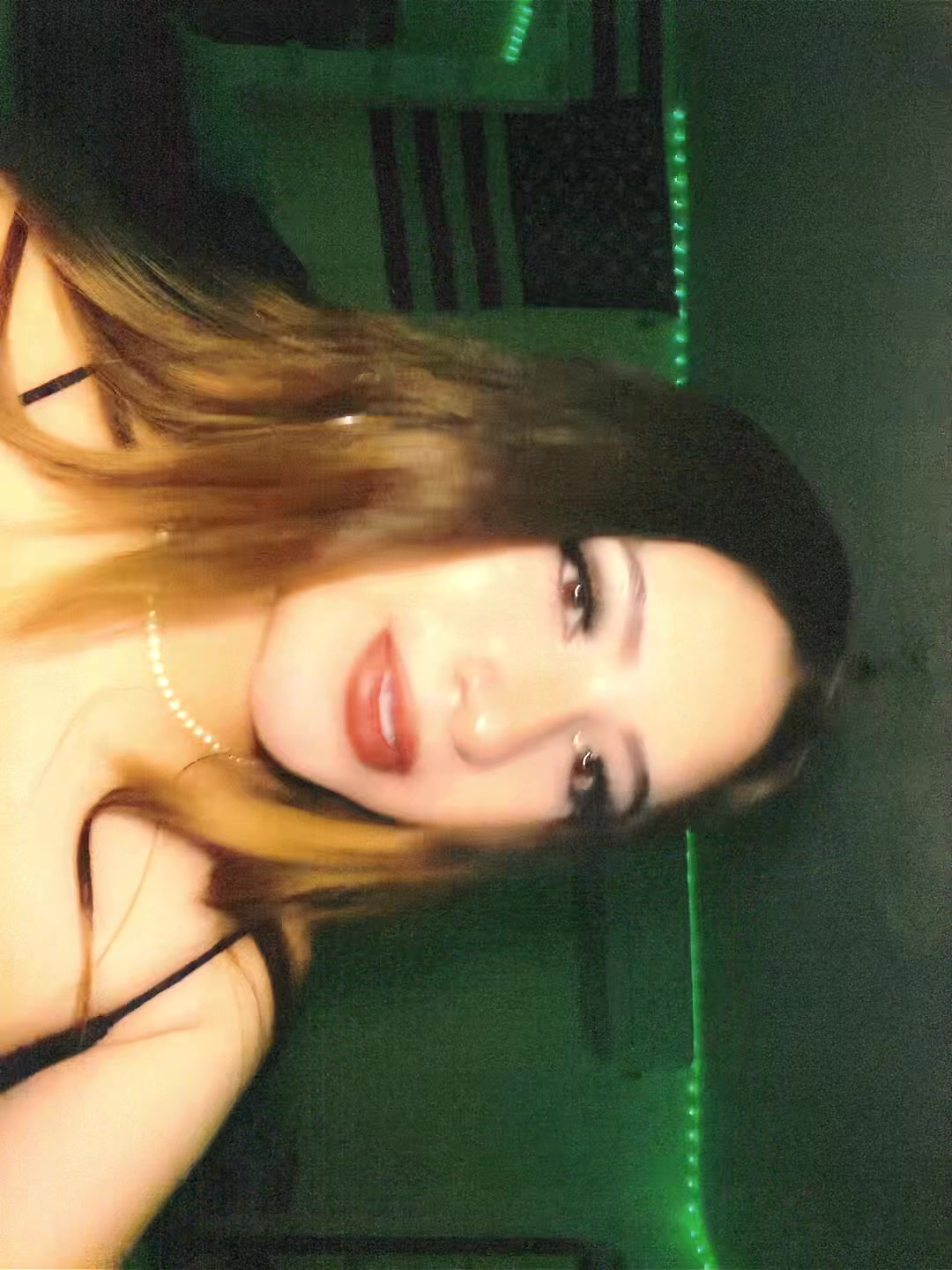 @Man I'm the pretty girl
