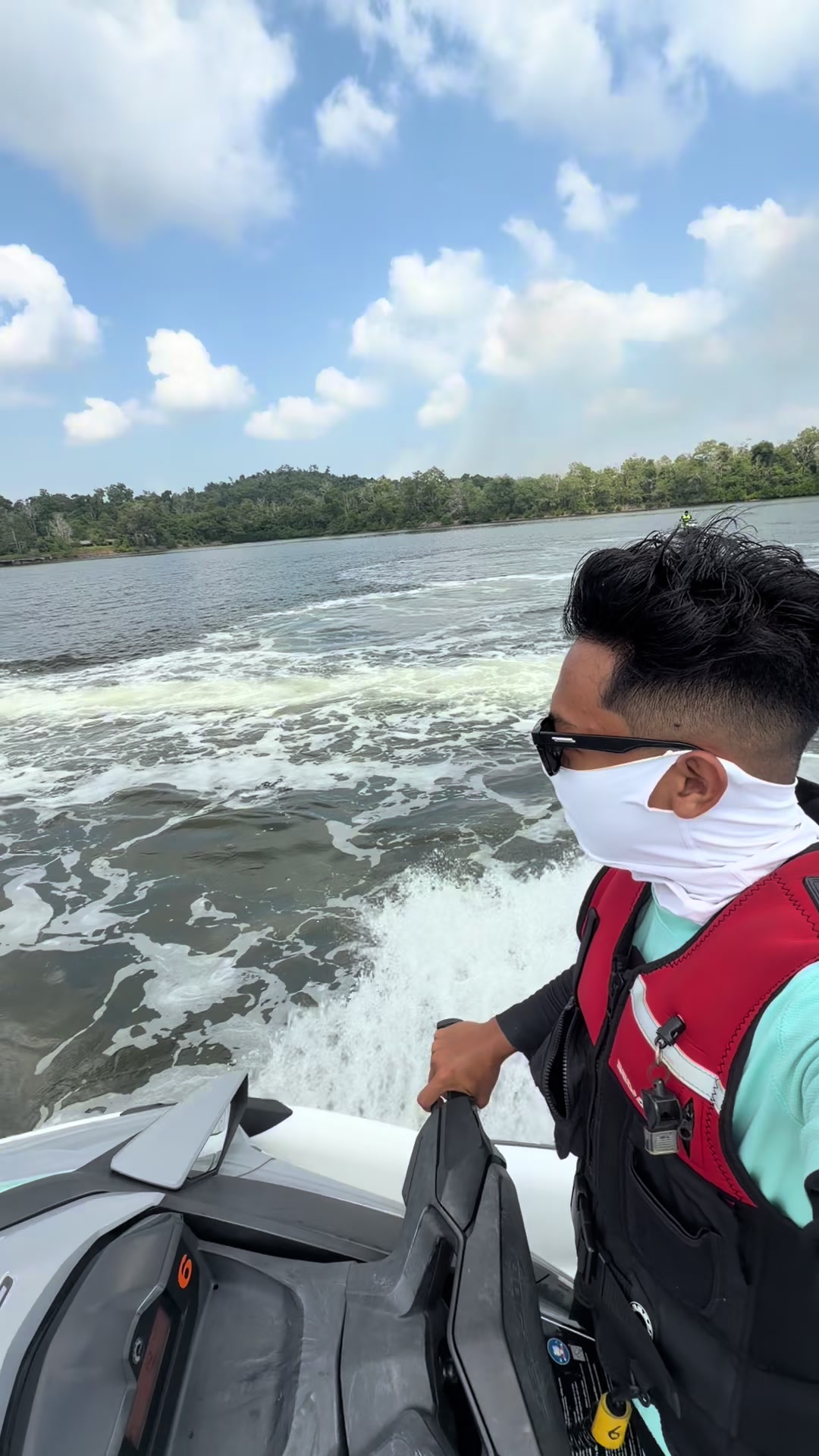 @HAFIZ SEADOO🏄🏻&zwj;♂️
