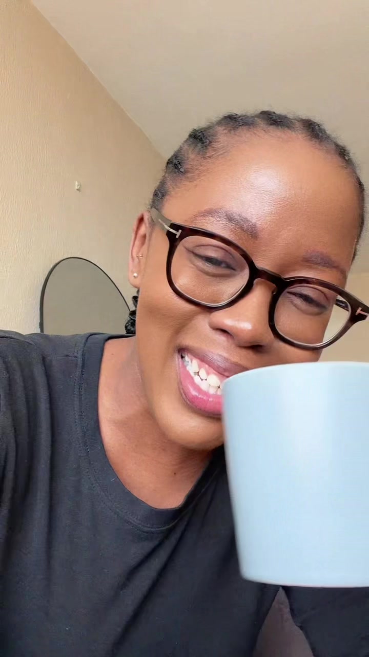 @Tlhogi 💜