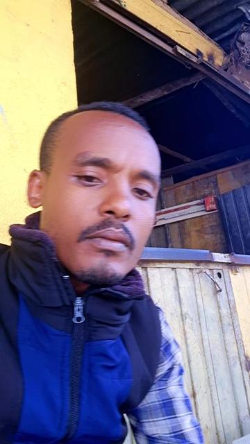 @Tesfahun Hailu/ና በይኝ ወምበርማ/