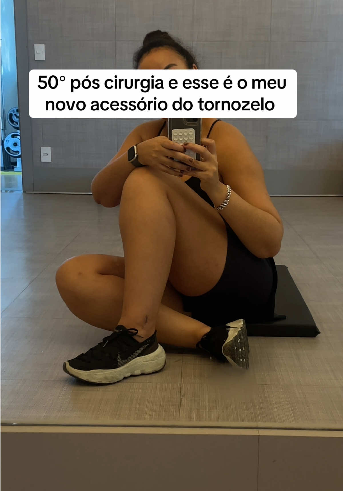 @naiara azevedo