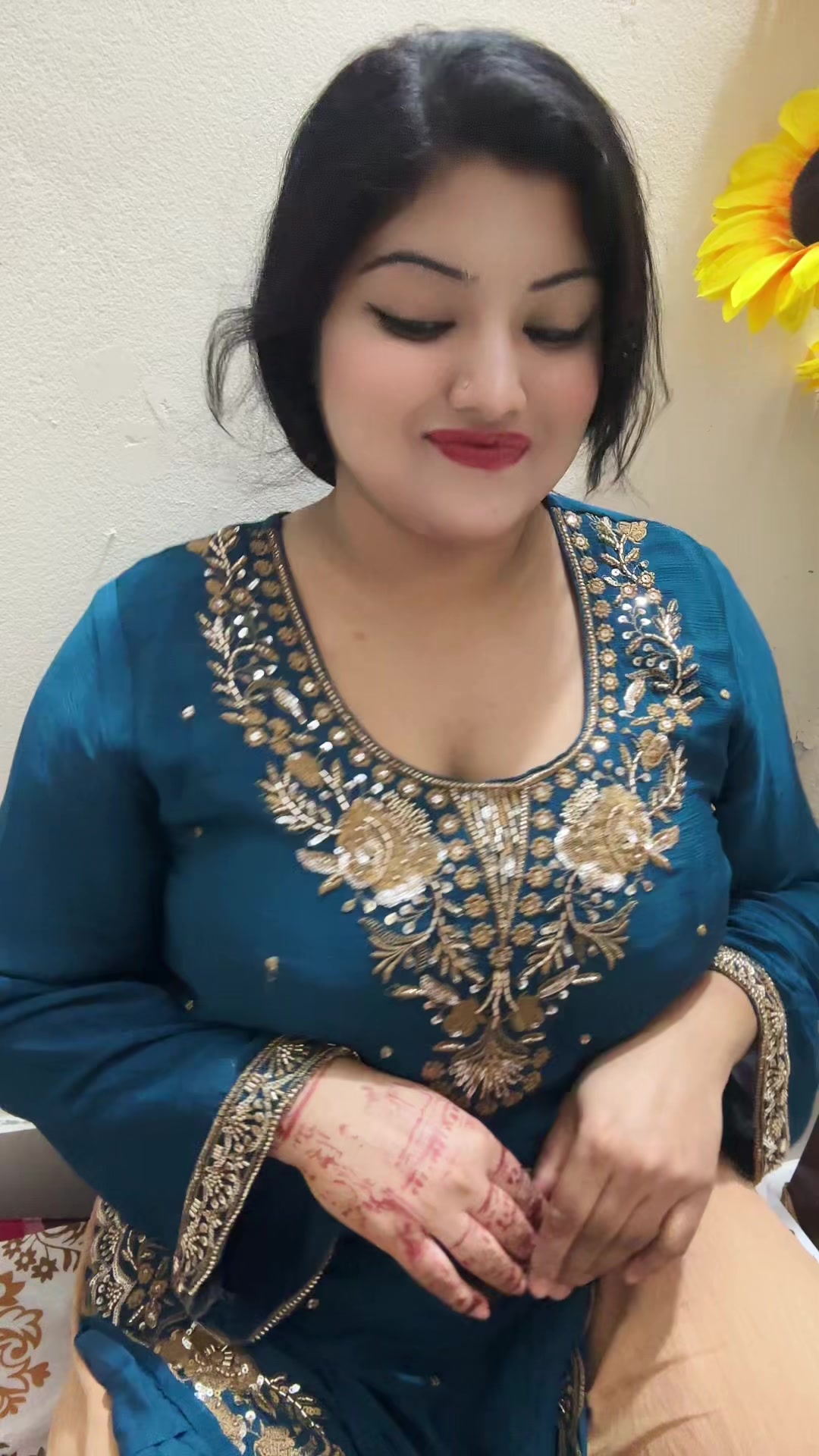 @🧚&zwj;♂️PORI MONI🧚&zwj;♂️