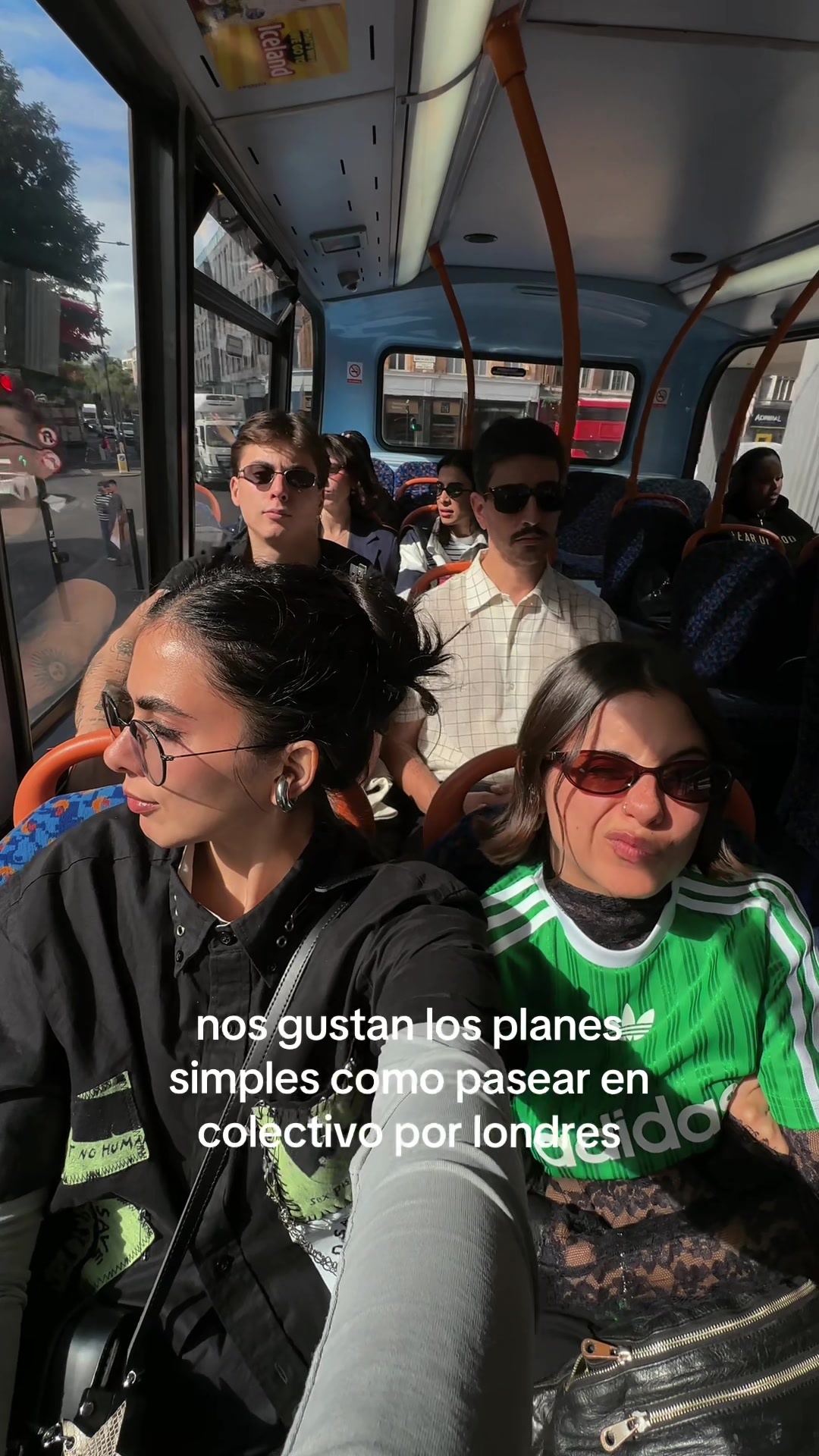 @Ana Lucía ⎕🍸💬