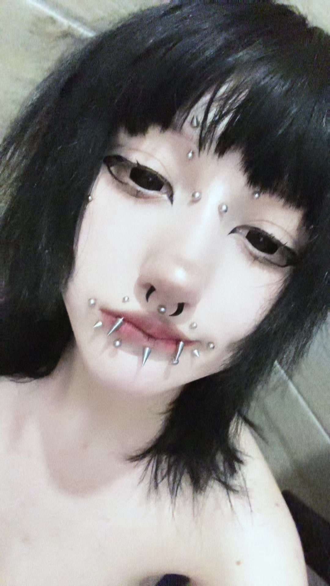 @слю́ня
