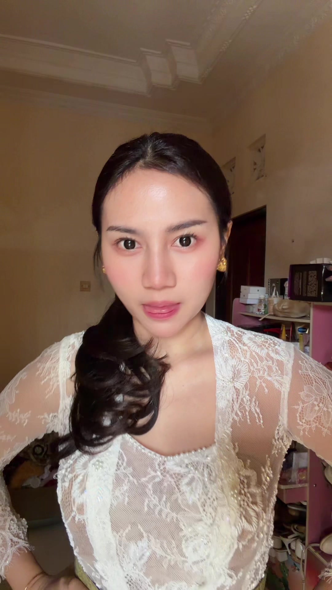 @apriapril