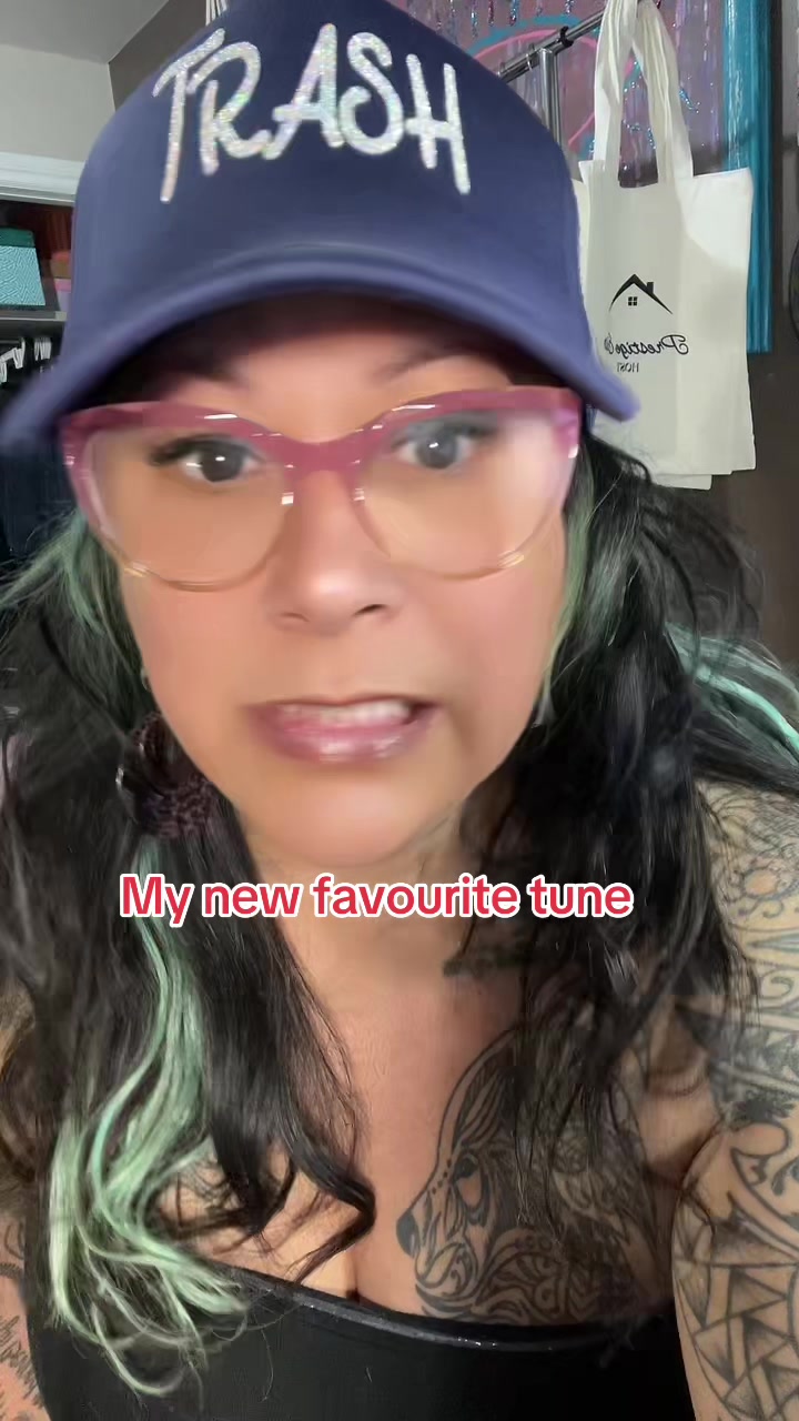 @MeltdownMomma🇨🇦