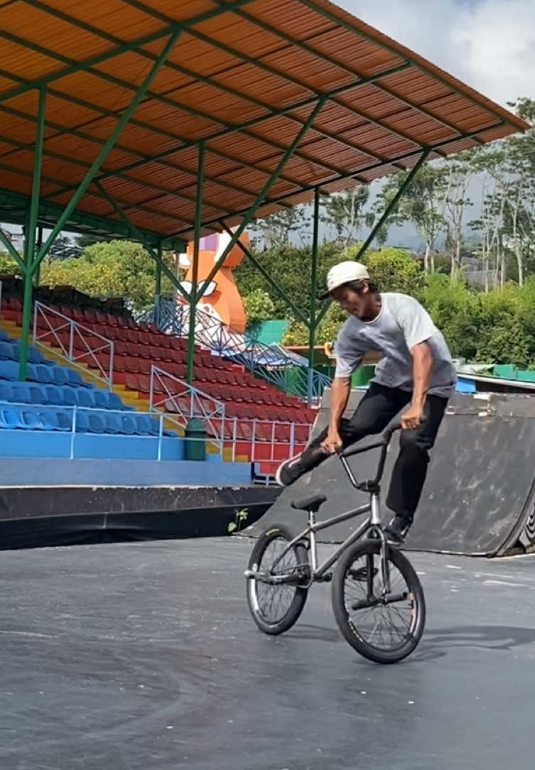 @wahyu syahreza