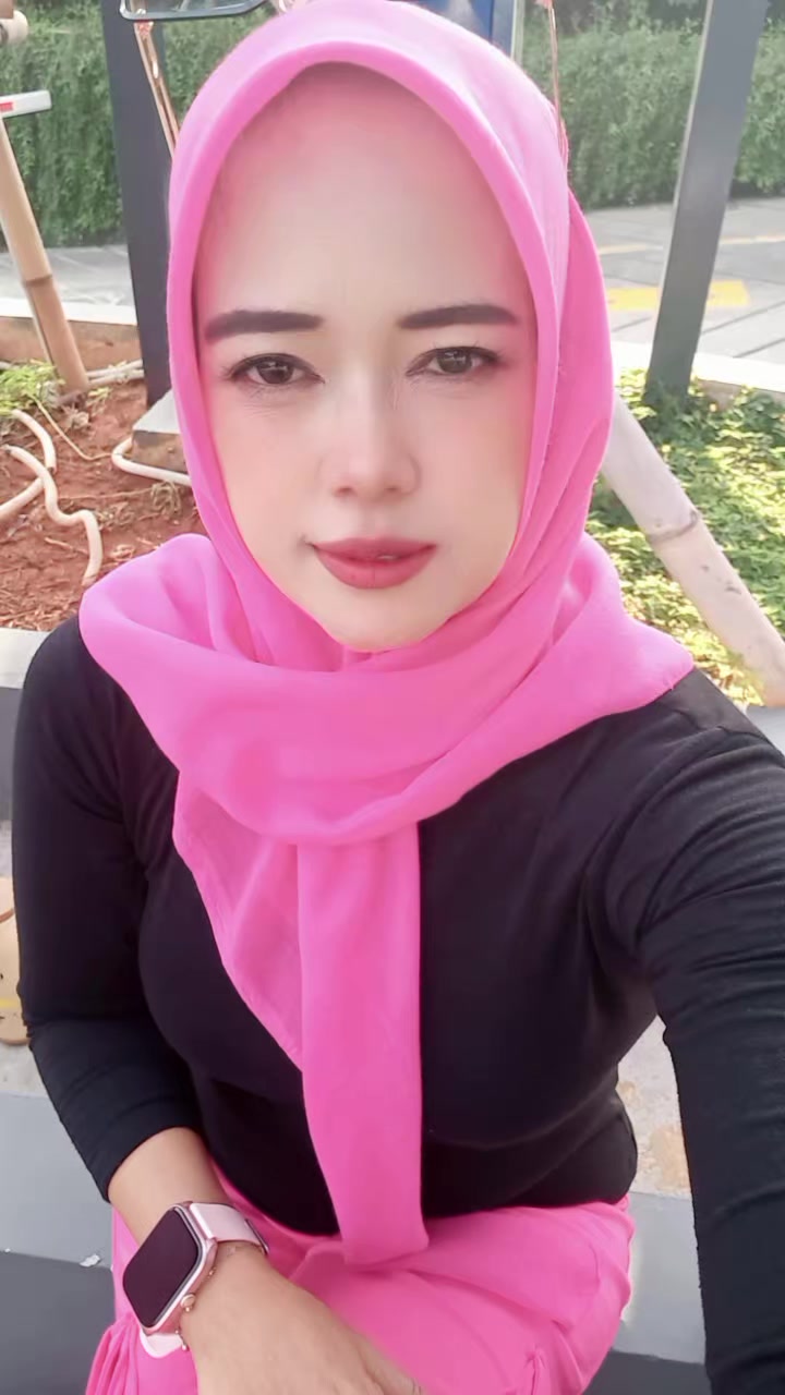 @🥰 Tth Nabill 🥰