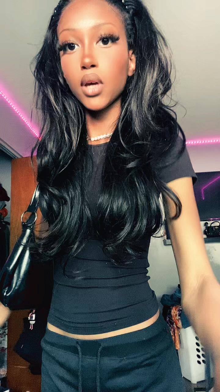 @bloomingbambina