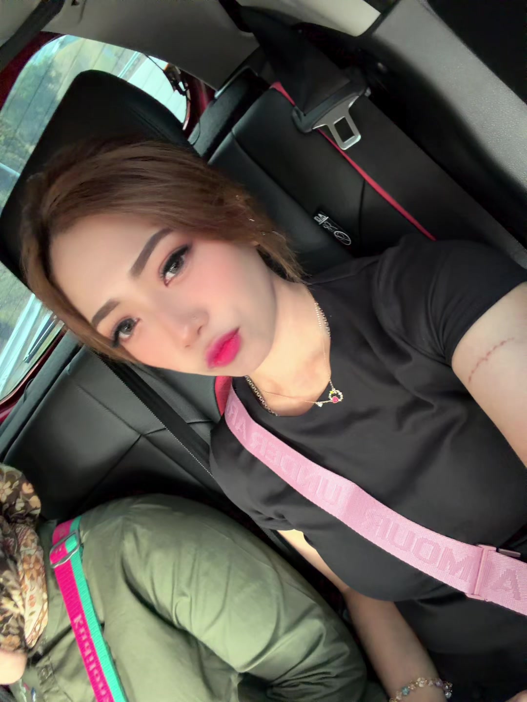 @deey_beey