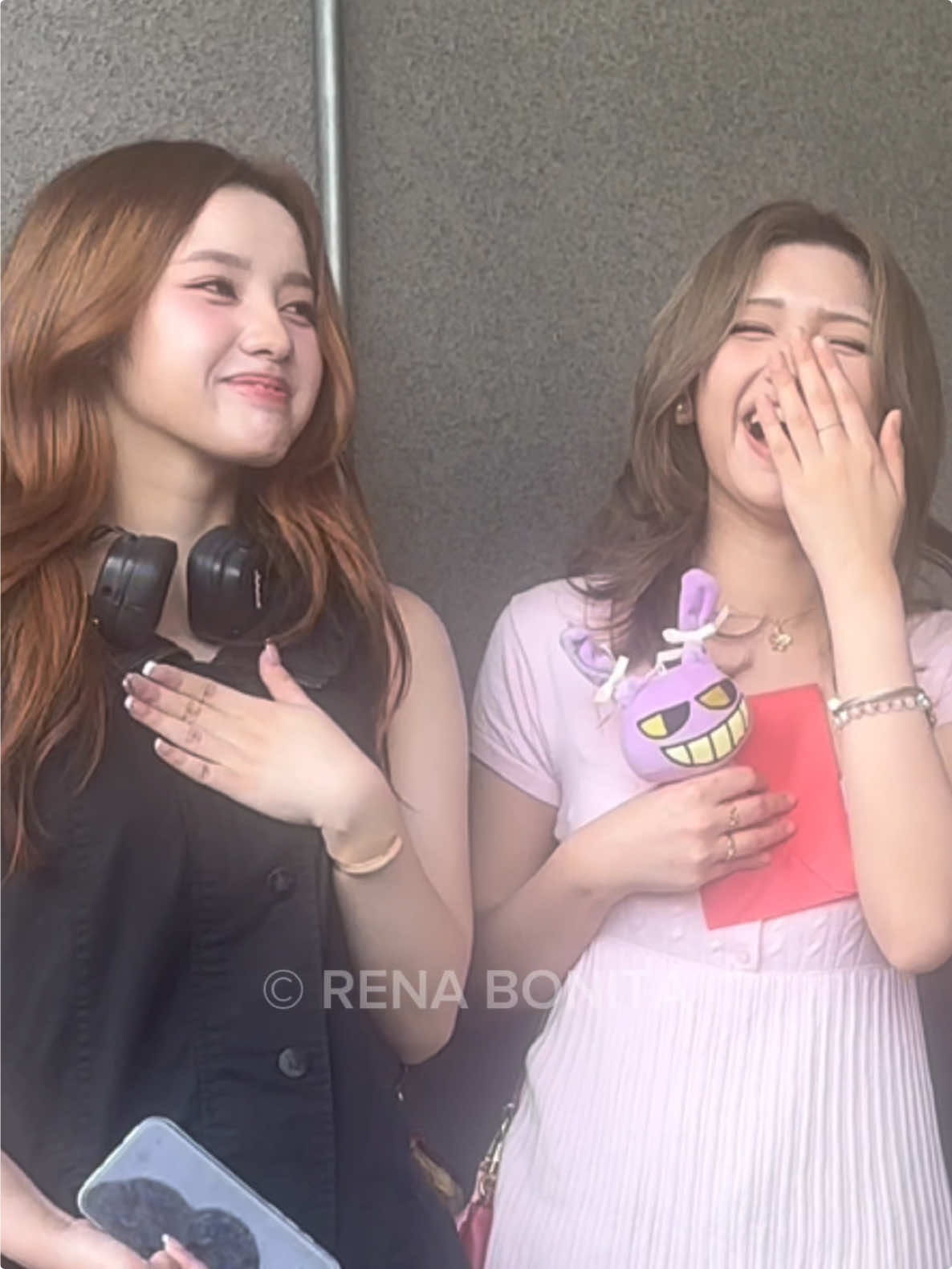@Rena Bonita