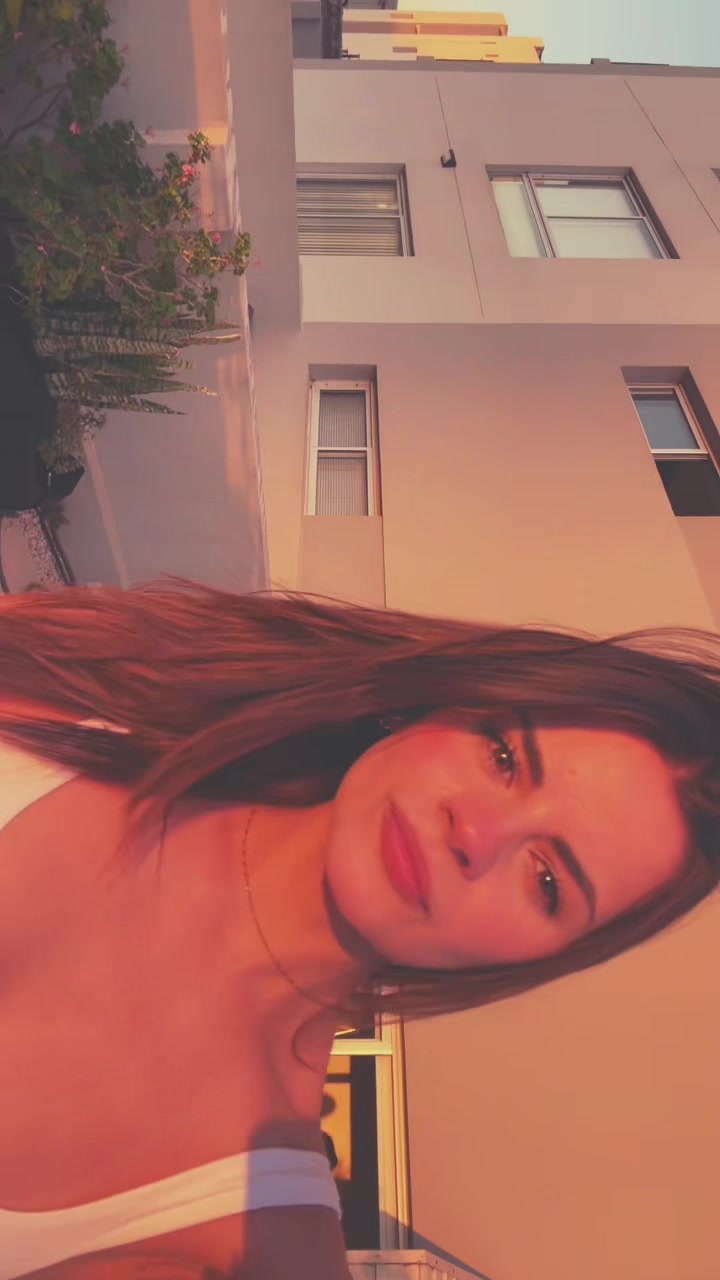 @valeegeymonat