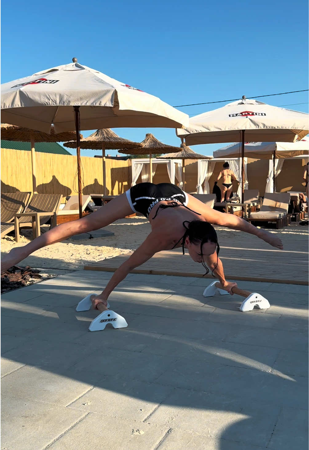 @lena.calisthenics