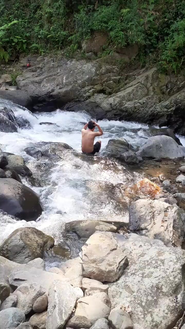 @😎
