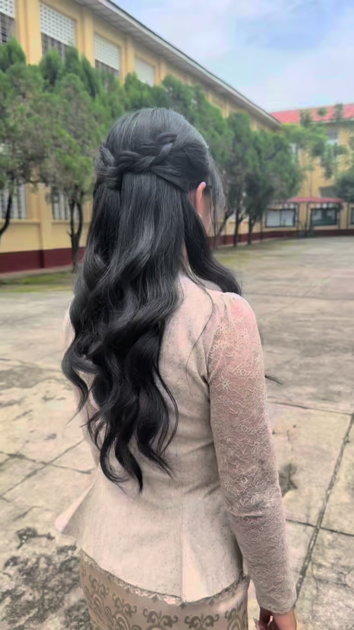 @Thu Thu Pyae Hlyan