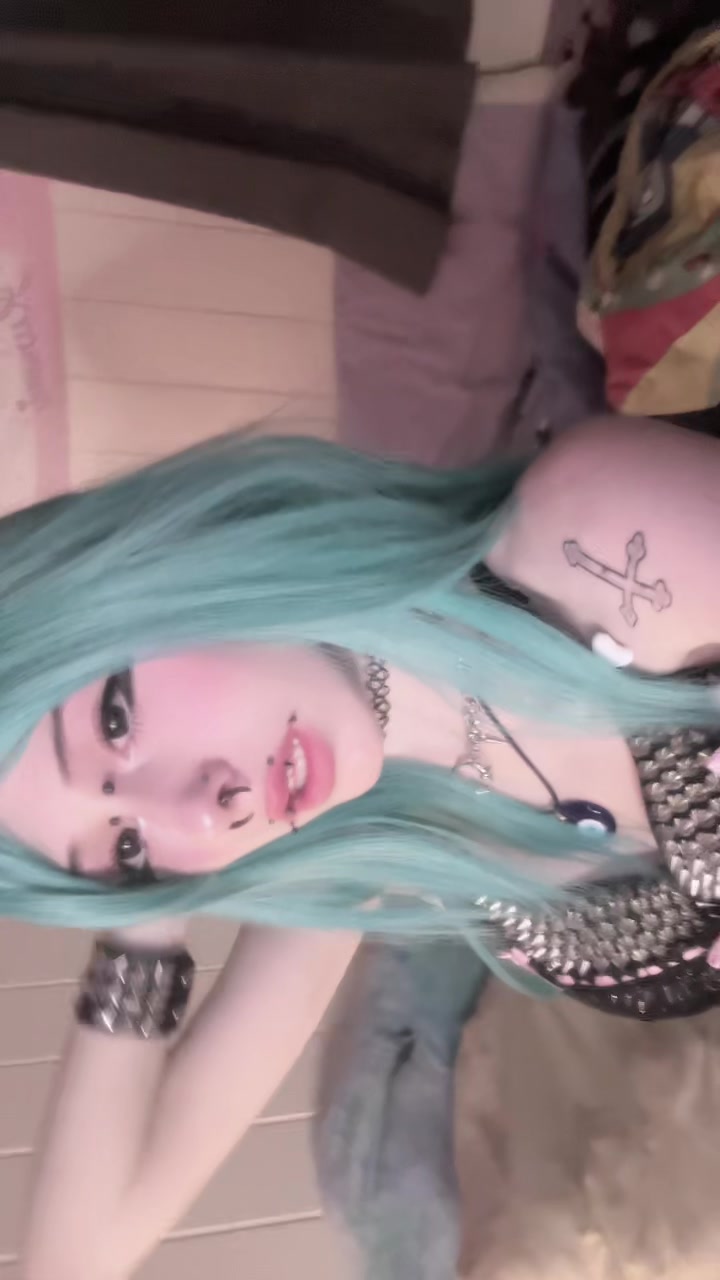 @deadgothlia