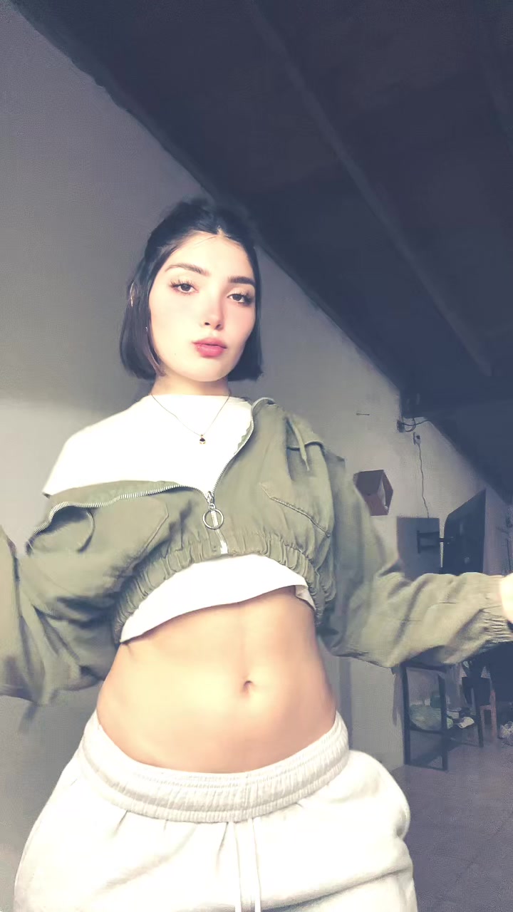 @Abii🍒