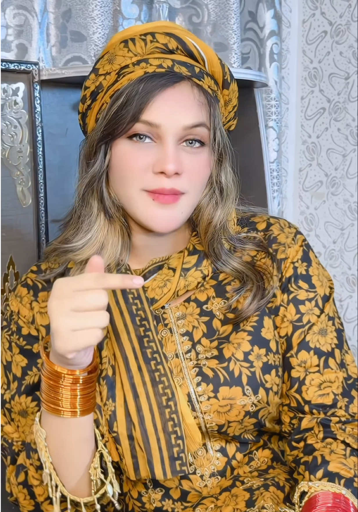 @Safeera Khan 💝