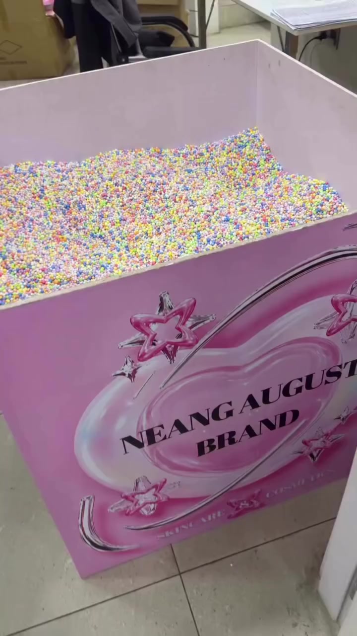 @Neang August