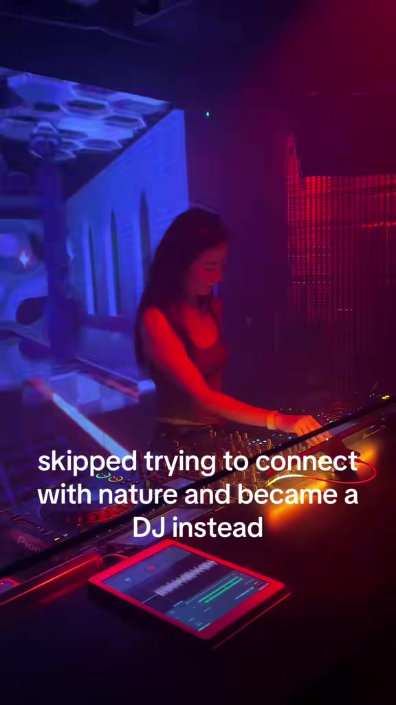 @amber akilla