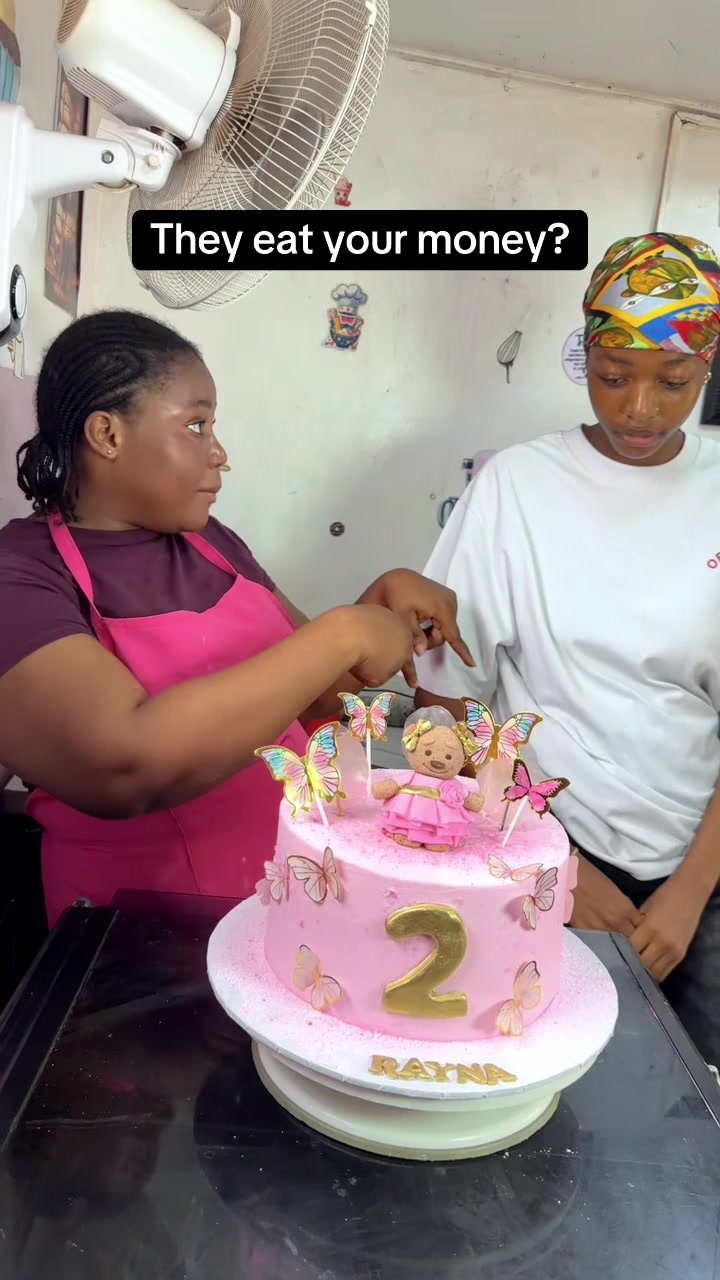 @Tohruks cakes of Ibadan