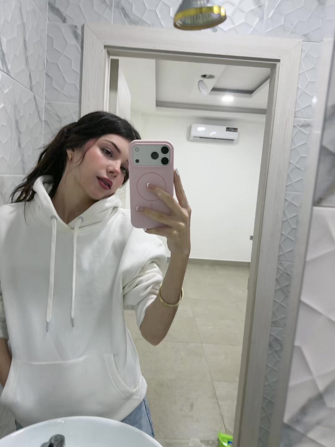 @andhrea<3