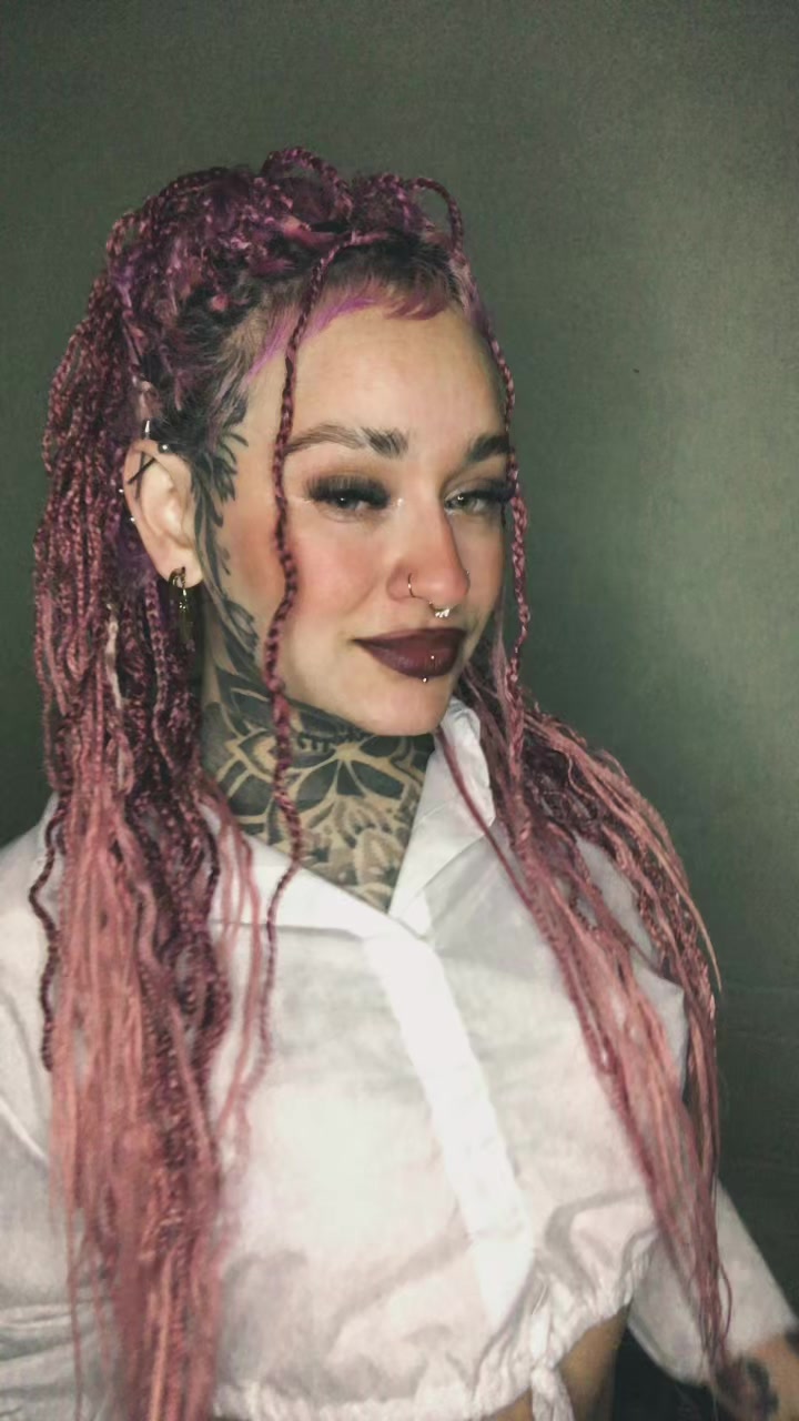 @𝕭𝖊𝖑𝖊𝖓 𝕽𝖔𝖒𝖊𝖗𝖔