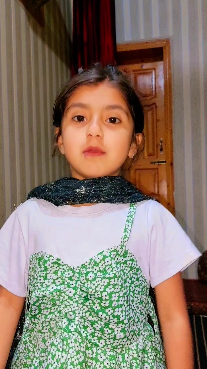 @FARWA QUEEN 👑