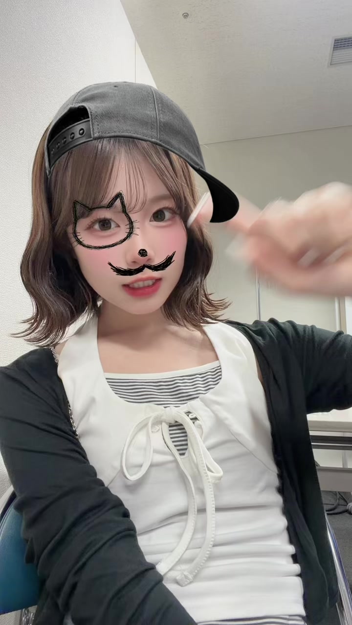 @表 すみれ (おもて すみれ)