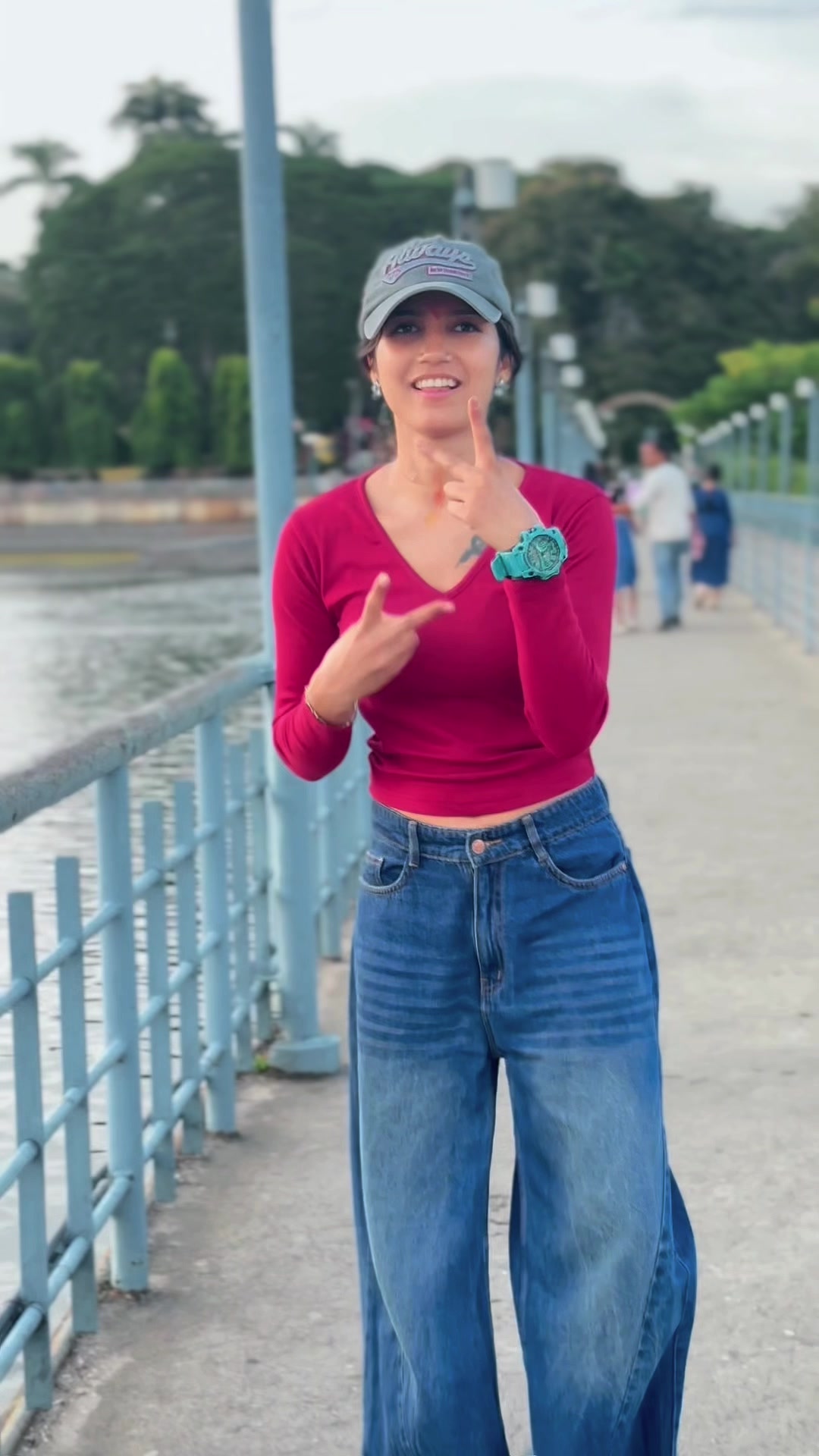 @RIDHI🦋💫