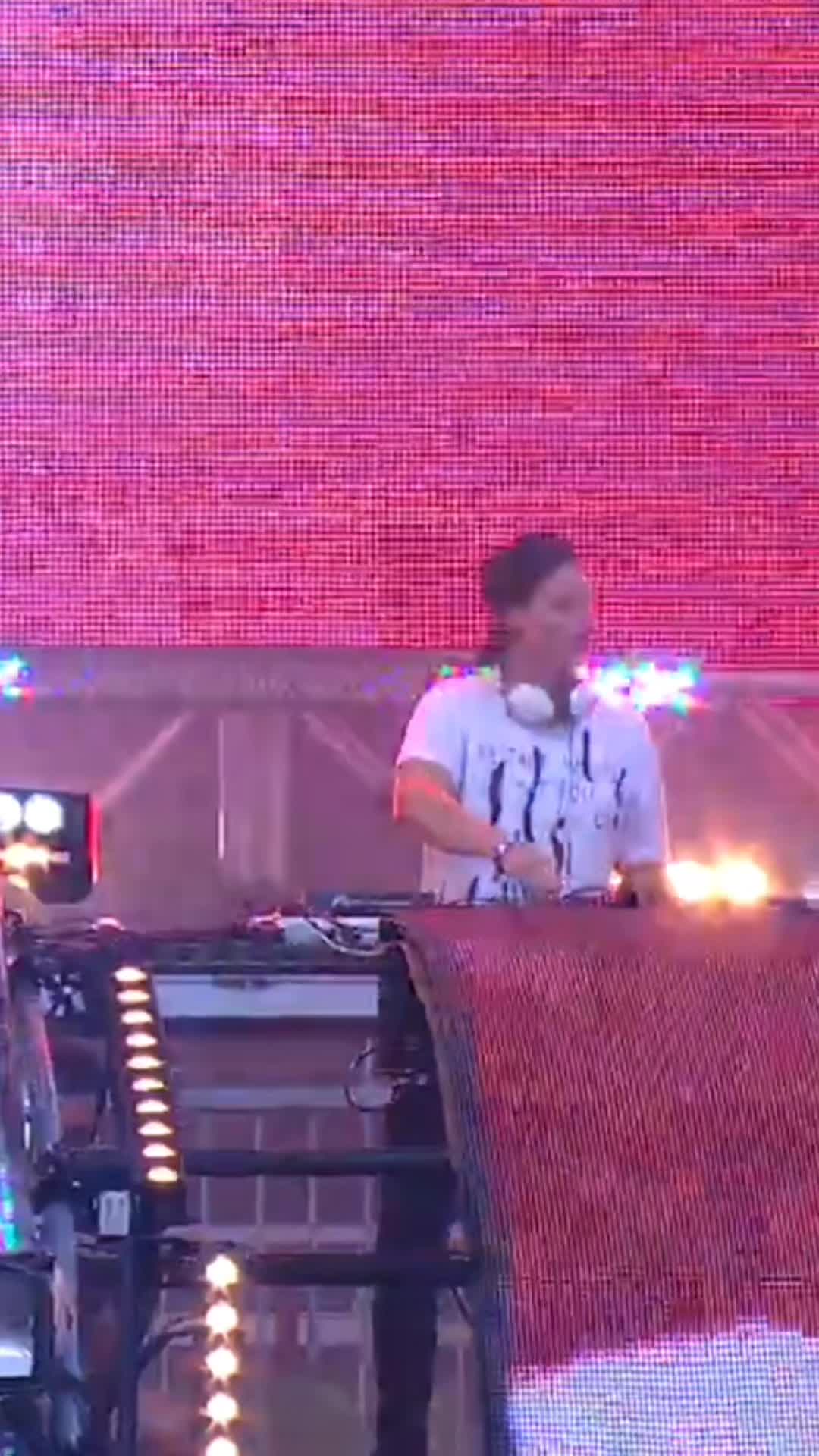 @ULTRA MIAMI