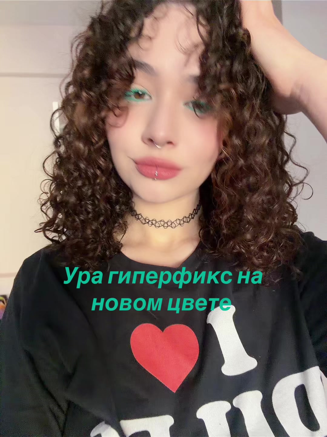 @Девочка карниз