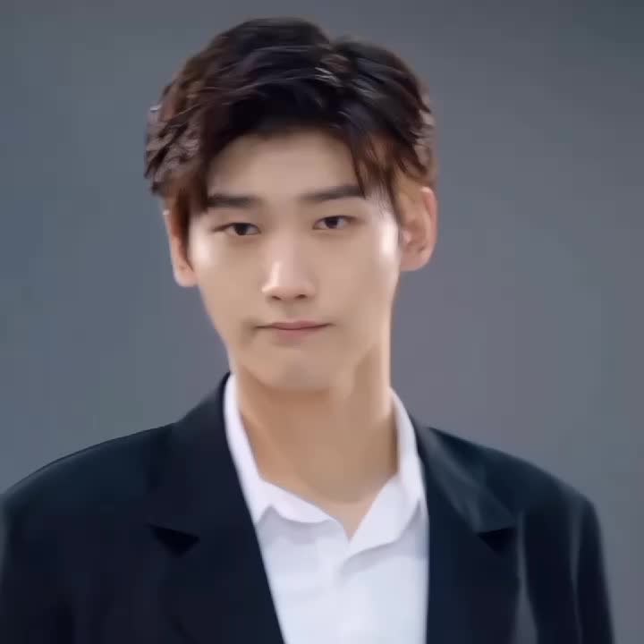 @𝓑𝓪𝓶𝓫𝓲⋆𝓔𝓰𝓰𝓼𝓱𝓮𝓵𝓵