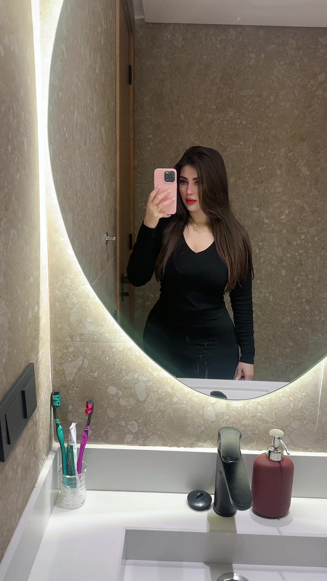 @IMANE 🩷🎀 | إيمَان
