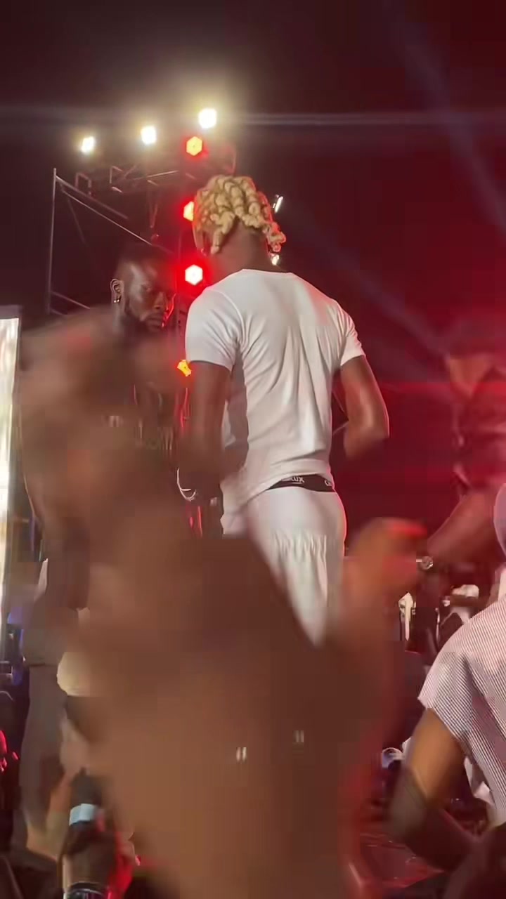 @AYOLA VIBEZ