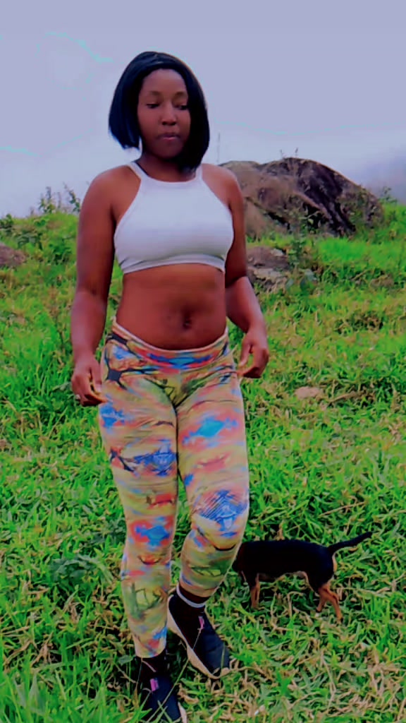 @lindamara
