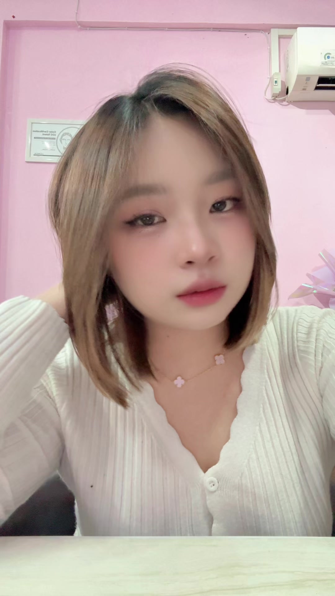 @EMICA Ching Erl🤍✨