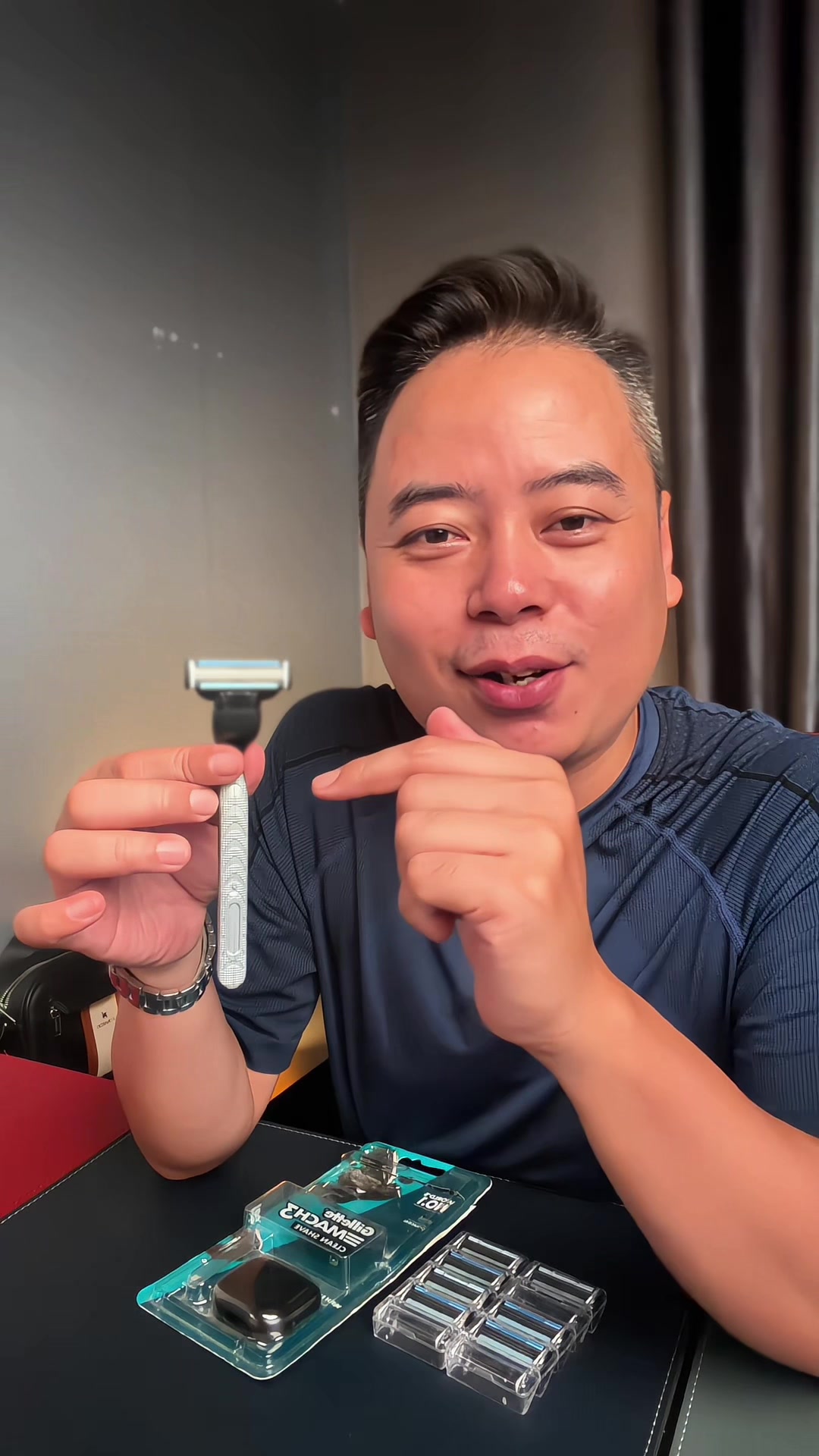 @Hùng Việt U40