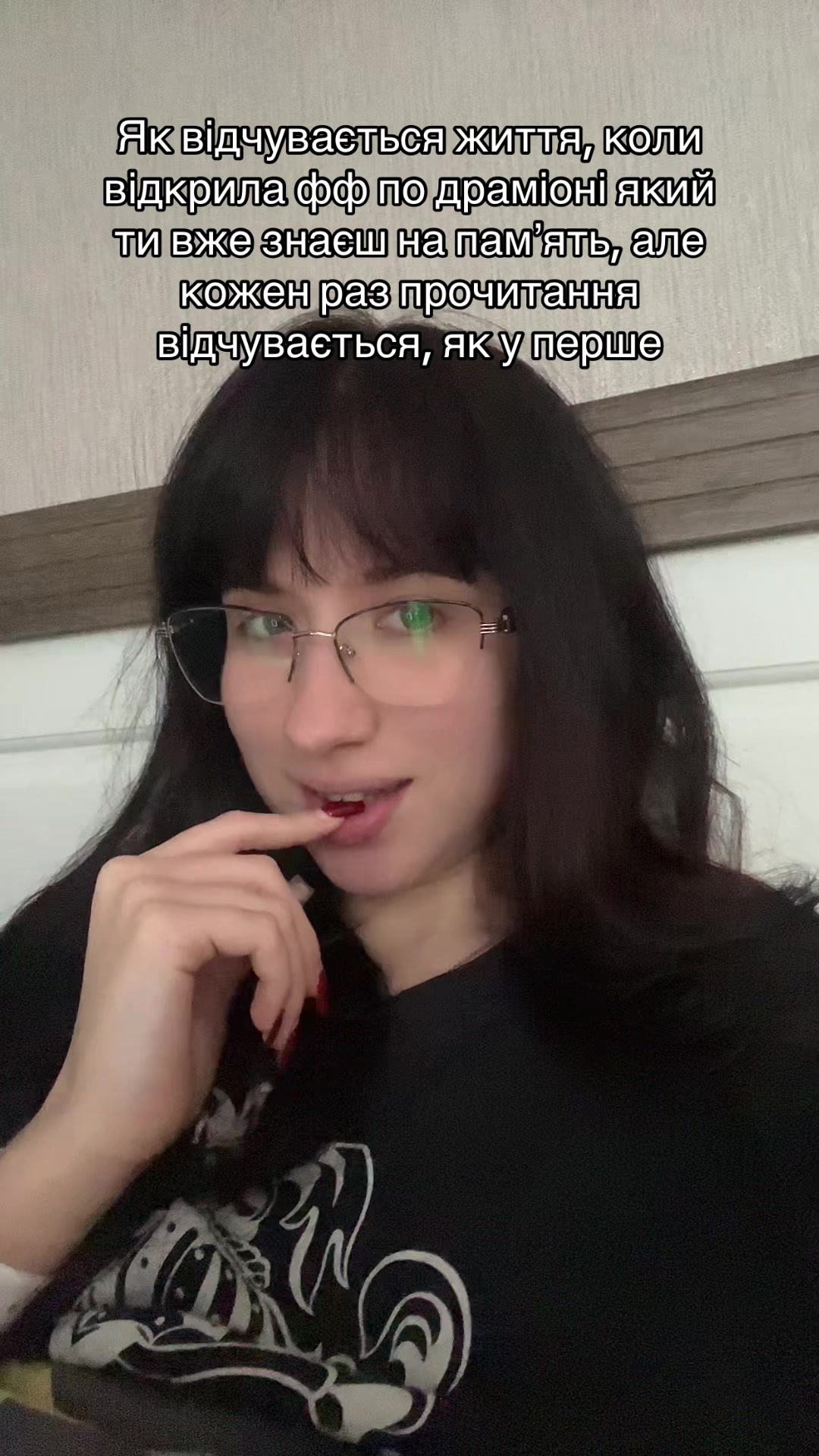 @akuniebooks