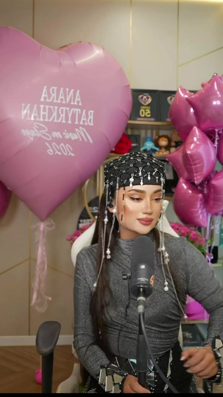 @🎤💜ANARA BATYRKHAN&trade;️