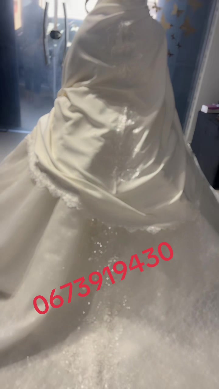 @Chouchane Zhour robe Blanche
