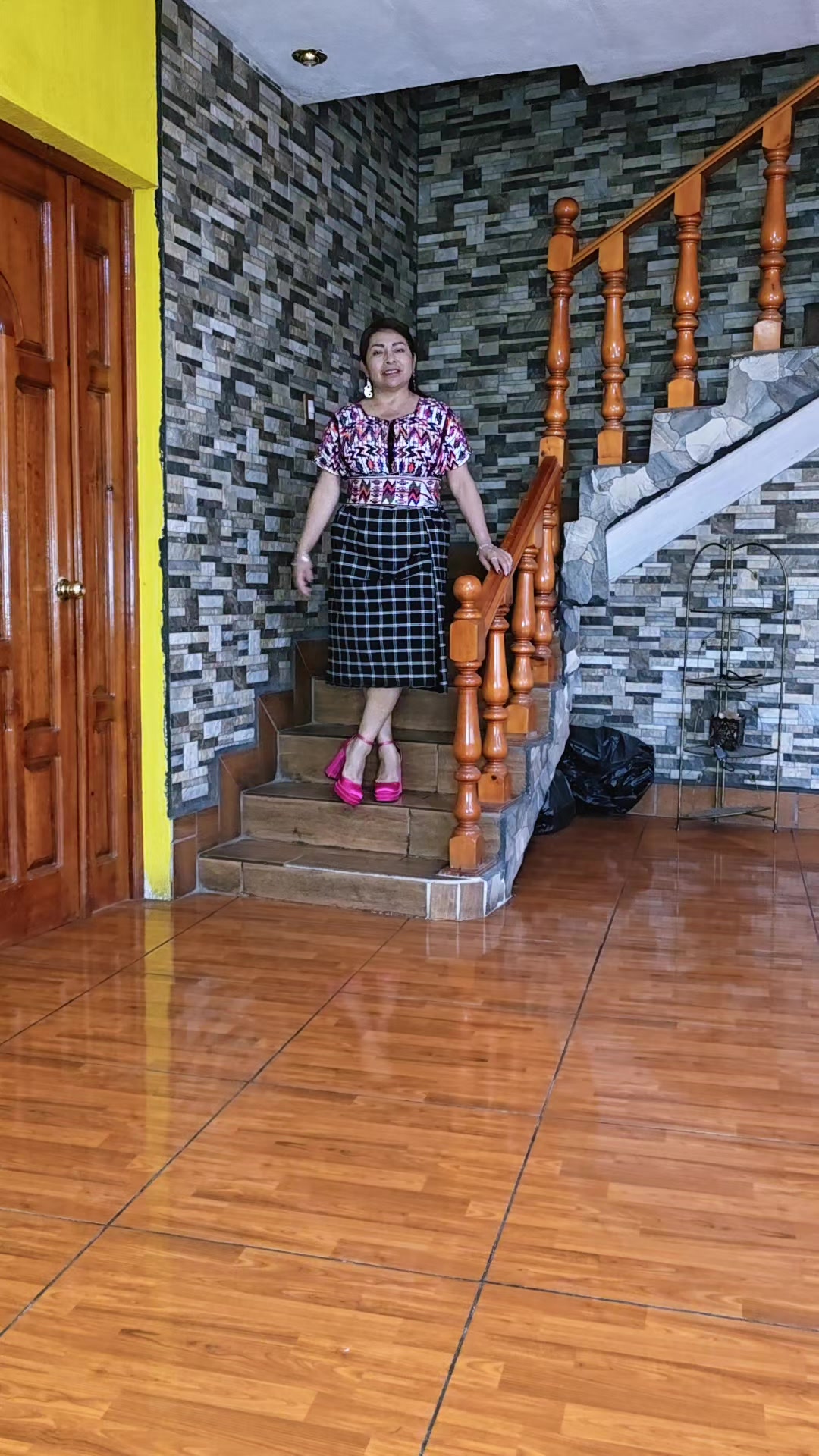 @Gloria Tzoc